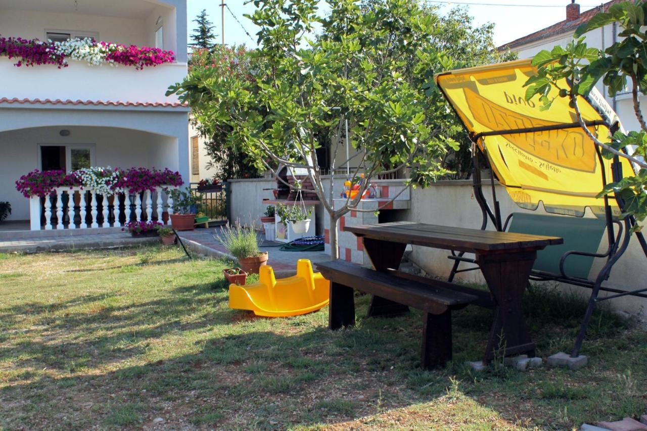 Apartments With A Parking Space Seline, Paklenica - 6603 Starigrad Paklenica Buitenkant foto